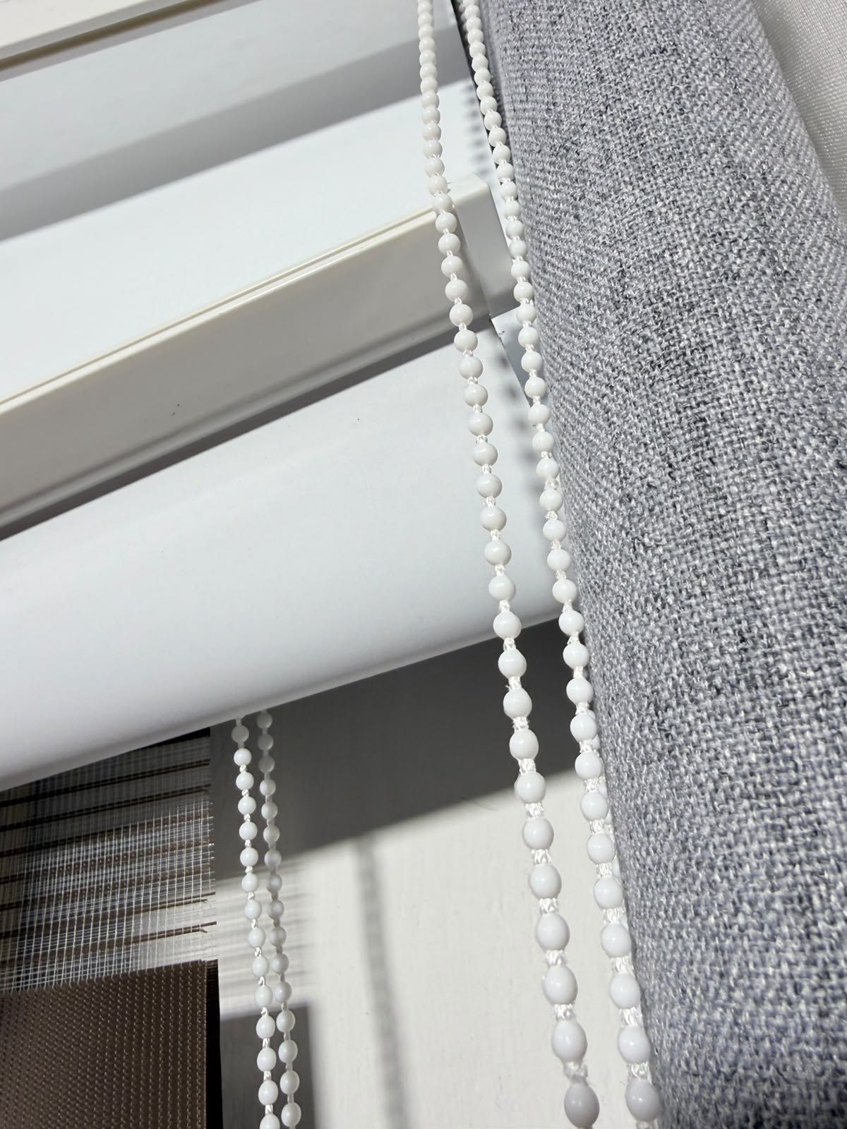 Roller black out con visillo | Detalle unidad