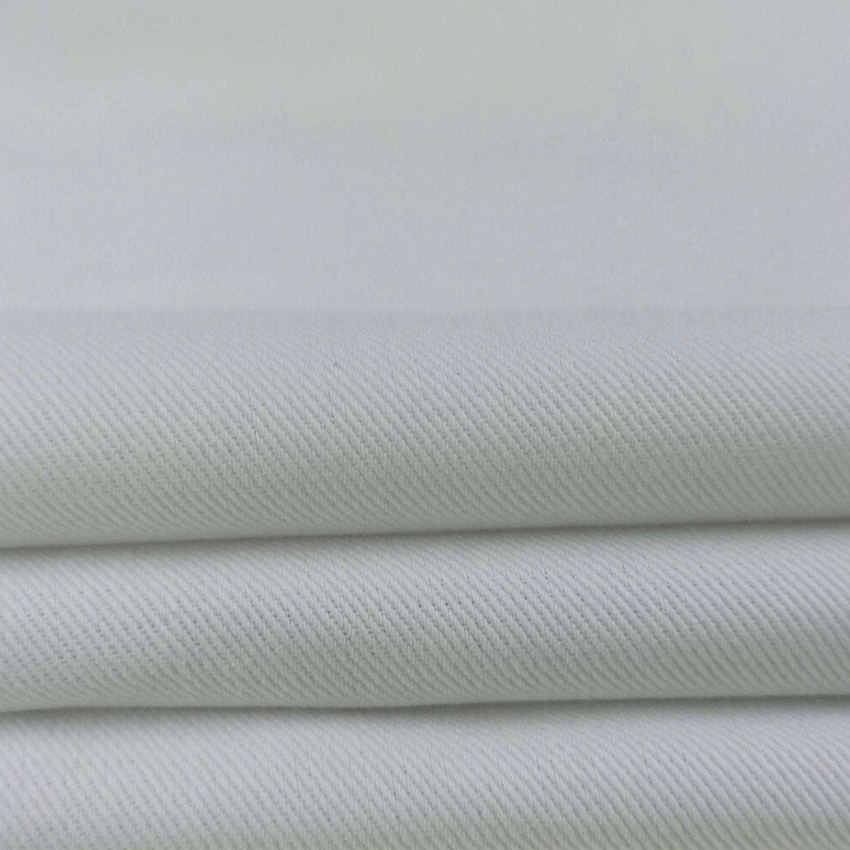 Gabardina de Colores 9 Onzas - 1 mt 1,50 mts Ancho | Detalle - Telas Pacífico Sur